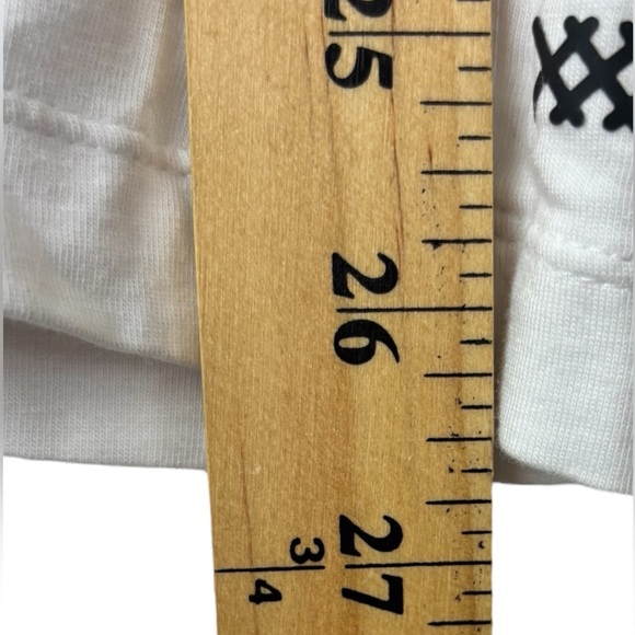 Rhône Basic White Men’s T-shirt Size S Lightweight Layering Luxurious - Picture 10 of 10